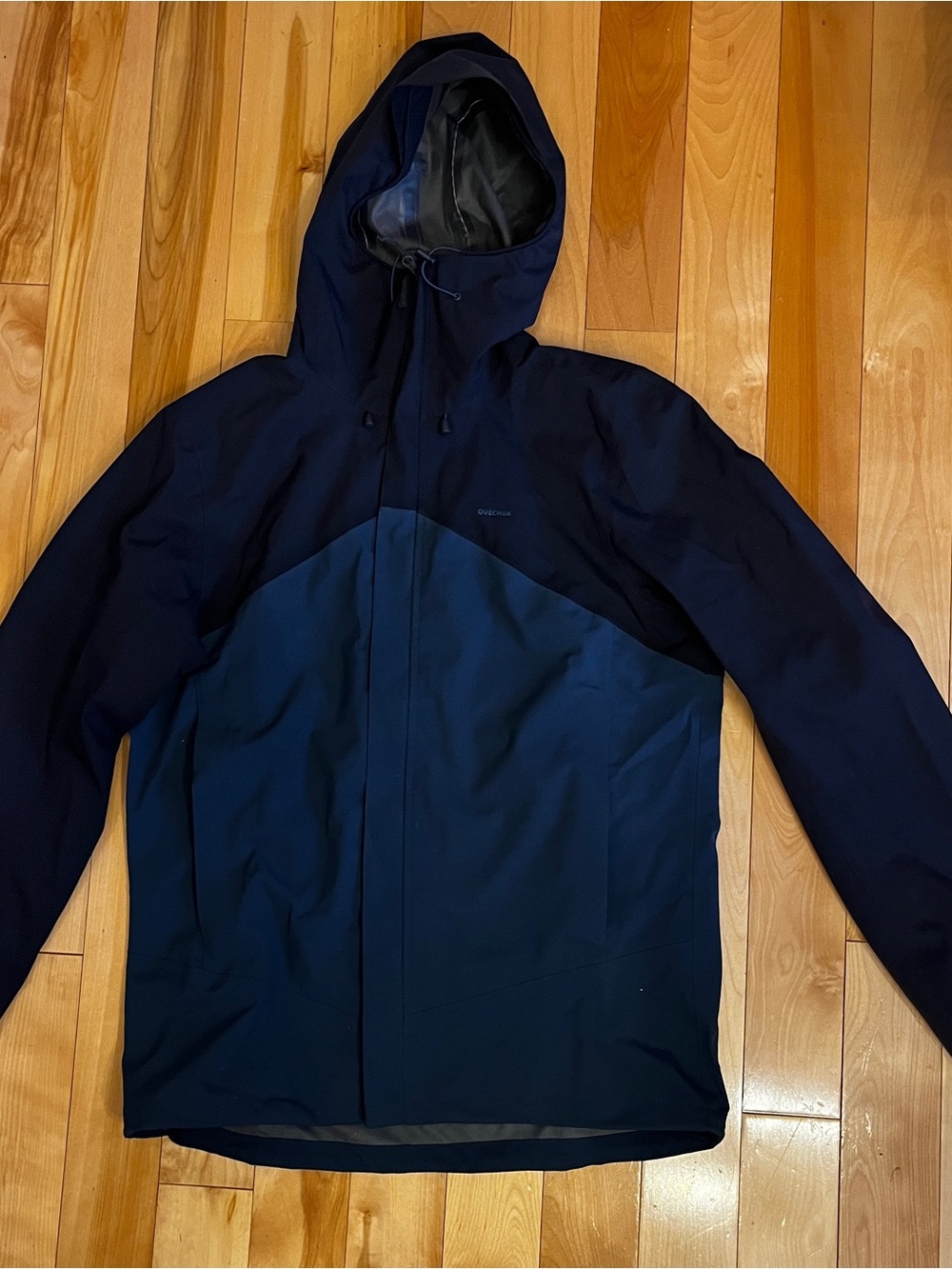 Mens Quechua rain jacket size Medium